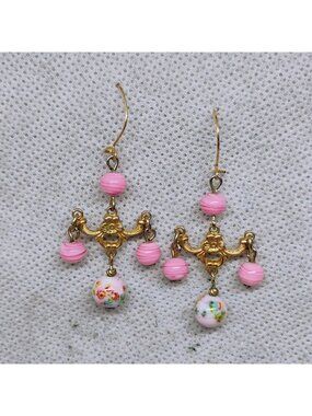 Vintage Murano Glass Pink Swirl Floral Bead Chandelier Earrings Gold Tone Dangle